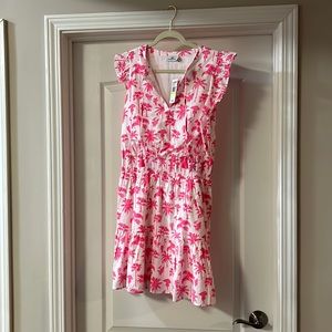 Vineyard Vines summer dress. Elastic waist. Cute tie at the top was tassels.